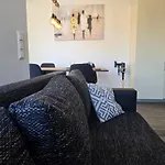 Apartman Upper Floor With Corner Balcony & Parking - Apolonialiving Karlsruhe