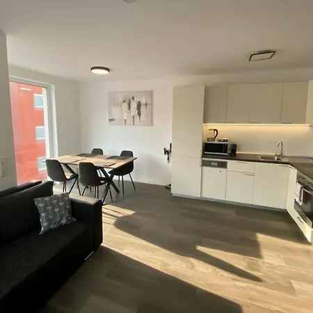 Apartman Upper Floor With Corner Balcony & Parking - Apolonialiving Karlsruhe