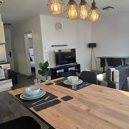 Upper Floor With Corner Balcony & Parking - Apolonialiving Lejlighed Karlsruhe