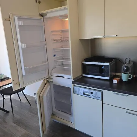 Upper Floor With Corner Balcony & Parking - Apolonialiving
